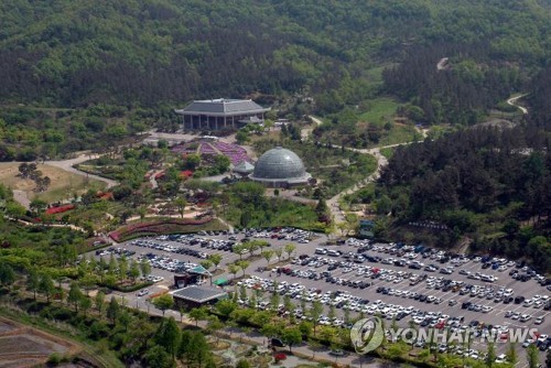 백운산원추리·산토끼꽃 등 400본 충남 도립공원에 복원